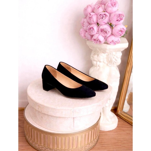 J.Crew Shoes - J.Crew Lucie Block Heel Pumps Black Suede Round Toe Shoes Womens 7